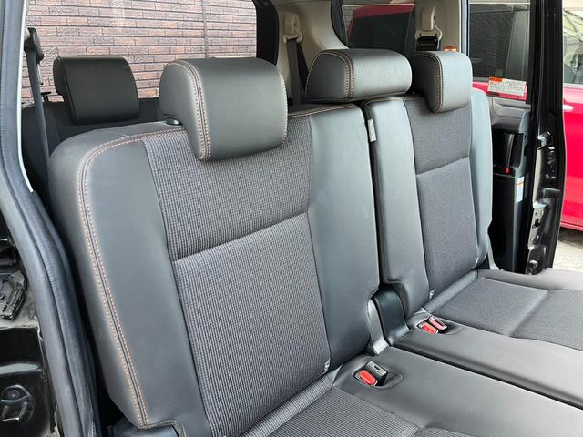 シエンタ ハイブリッドＧ　クエロ　モデリスタエアロ　フリップダウンモニター　両側パワースライドドア　ハーフレザー　純正ナビ　左右シートヒーター　バックカメラ　ＥＴＣ　トヨタセーフティセンス　ＬＥＤヘッドライト　ドラレコ　ＤＶＤ再生（30枚目）