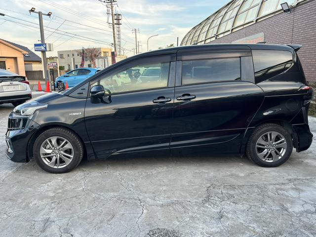 シエンタ ハイブリッドＧ　クエロ　モデリスタエアロ　フリップダウンモニター　両側パワースライドドア　ハーフレザー　純正ナビ　左右シートヒーター　バックカメラ　ＥＴＣ　トヨタセーフティセンス　ＬＥＤヘッドライト　ドラレコ　ＤＶＤ再生（52枚目）