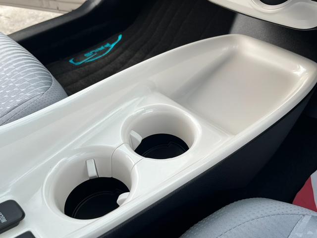 プリウス A 純正9インチ大型ナビ バックカメラ コーナーセンサー DVD再生 レーダークルーズコントロール トヨタセーフティセンス ブラインドスポットモニター ヘッドアップディスプレイ LEDヘッドライト ETC(13枚目)