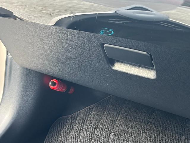 プリウス A 純正9インチ大型ナビ バックカメラ コーナーセンサー DVD再生 レーダークルーズコントロール トヨタセーフティセンス ブラインドスポットモニター ヘッドアップディスプレイ LEDヘッドライト ETC(19枚目)