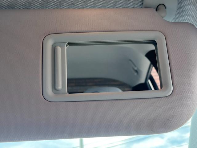 プリウス A 純正9インチ大型ナビ バックカメラ コーナーセンサー DVD再生 レーダークルーズコントロール トヨタセーフティセンス ブラインドスポットモニター ヘッドアップディスプレイ LEDヘッドライト ETC(24枚目)