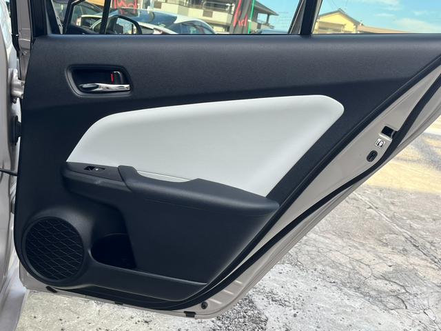 プリウス A 純正9インチ大型ナビ バックカメラ コーナーセンサー DVD再生 レーダークルーズコントロール トヨタセーフティセンス ブラインドスポットモニター ヘッドアップディスプレイ LEDヘッドライト ETC(29枚目)