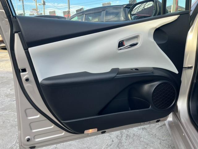 プリウス A 純正9インチ大型ナビ バックカメラ コーナーセンサー DVD再生 レーダークルーズコントロール トヨタセーフティセンス ブラインドスポットモニター ヘッドアップディスプレイ LEDヘッドライト ETC(37枚目)