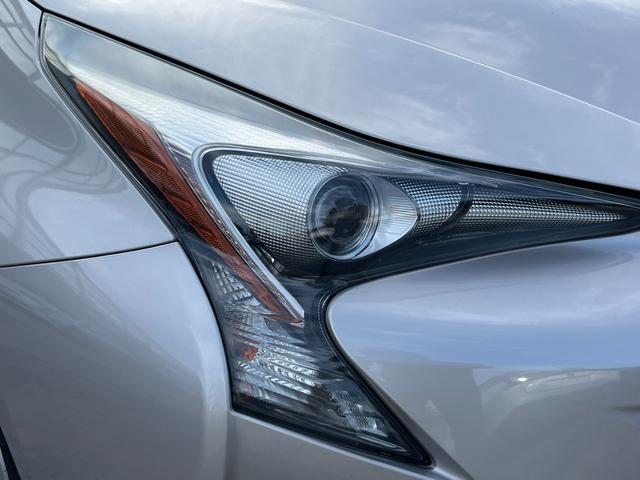 プリウス A 純正9インチ大型ナビ バックカメラ コーナーセンサー DVD再生 レーダークルーズコントロール トヨタセーフティセンス ブラインドスポットモニター ヘッドアップディスプレイ LEDヘッドライト ETC(41枚目)