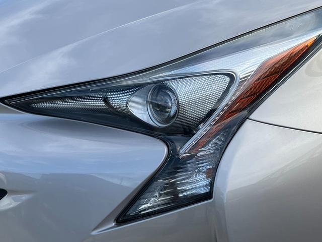 プリウス A 純正9インチ大型ナビ バックカメラ コーナーセンサー DVD再生 レーダークルーズコントロール トヨタセーフティセンス ブラインドスポットモニター ヘッドアップディスプレイ LEDヘッドライト ETC(43枚目)