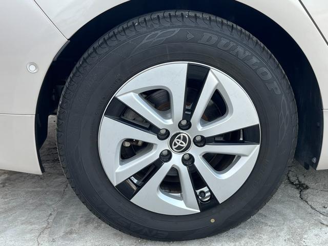 プリウス A 純正9インチ大型ナビ バックカメラ コーナーセンサー DVD再生 レーダークルーズコントロール トヨタセーフティセンス ブラインドスポットモニター ヘッドアップディスプレイ LEDヘッドライト ETC(57枚目)
