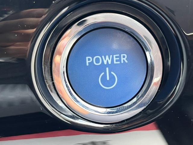 プリウス A 純正ナビ Bluetooth ヘッドアップディスプレイ Bカメラ ブラインドスポットモニター トヨタセーフティセンス ETC LEDヘッドライト ドラレコ 純正15インチAW レーダークルコン(10枚目)
