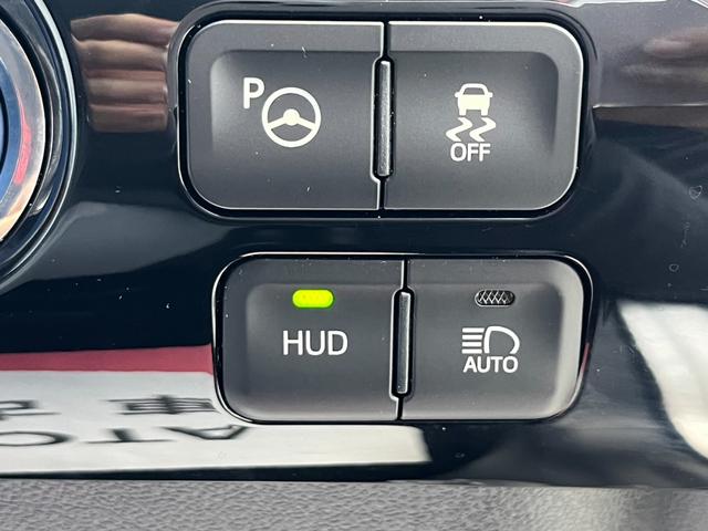 プリウス A 純正ナビ Bluetooth ヘッドアップディスプレイ Bカメラ ブラインドスポットモニター トヨタセーフティセンス ETC LEDヘッドライト ドラレコ 純正15インチAW レーダークルコン(11枚目)