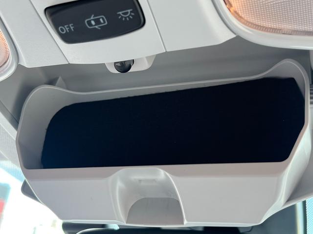 プリウス A 純正ナビ Bluetooth ヘッドアップディスプレイ Bカメラ ブラインドスポットモニター トヨタセーフティセンス ETC LEDヘッドライト ドラレコ 純正15インチAW レーダークルコン(25枚目)