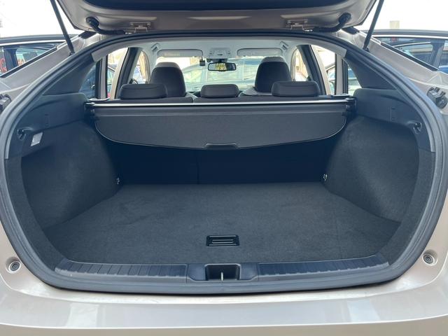 プリウス A 純正ナビ Bluetooth ヘッドアップディスプレイ Bカメラ ブラインドスポットモニター トヨタセーフティセンス ETC LEDヘッドライト ドラレコ 純正15インチAW レーダークルコン(34枚目)