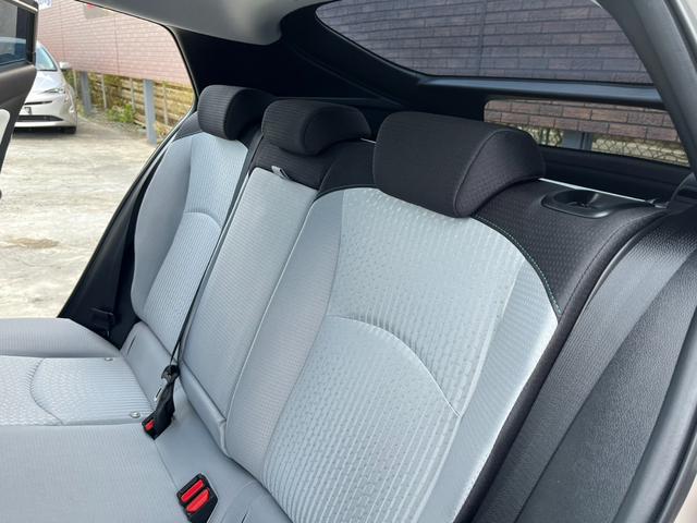 プリウス A 純正ナビ Bluetooth ヘッドアップディスプレイ Bカメラ ブラインドスポットモニター トヨタセーフティセンス ETC LEDヘッドライト ドラレコ 純正15インチAW レーダークルコン(37枚目)