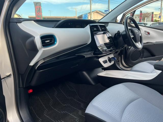 プリウス A 純正ナビ Bluetooth ヘッドアップディスプレイ Bカメラ ブラインドスポットモニター トヨタセーフティセンス ETC LEDヘッドライト ドラレコ 純正15インチAW レーダークルコン(39枚目)