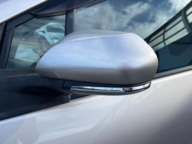 プリウス A 純正ナビ Bluetooth ヘッドアップディスプレイ Bカメラ ブラインドスポットモニター トヨタセーフティセンス ETC LEDヘッドライト ドラレコ 純正15インチAW レーダークルコン(56枚目)