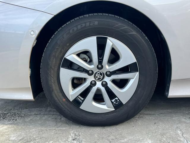 プリウス A 純正ナビ Bluetooth ヘッドアップディスプレイ Bカメラ ブラインドスポットモニター トヨタセーフティセンス ETC LEDヘッドライト ドラレコ 純正15インチAW レーダークルコン(57枚目)