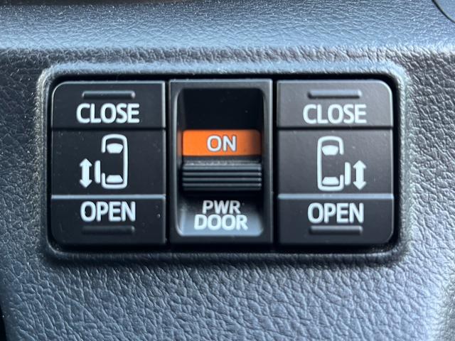 シエンタ ハイブリッド ファンベースGセーフティーエディション 純正9インチ大型ナビ パノラミックビューモニター 両側パワースライドドア コーナーセンサー LEDヘッドライト ドライブレコーダー シートヒーター ステアリングヒーター トヨタセーフティセンス ETC(10枚目)