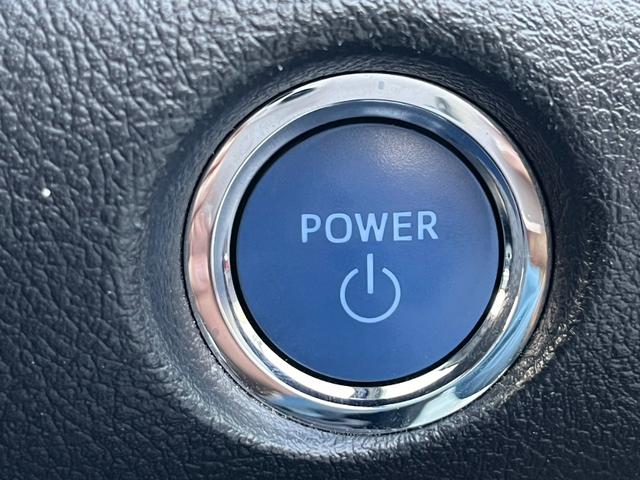 シエンタ ハイブリッド ファンベースGセーフティーエディション 純正9インチ大型ナビ パノラミックビューモニター 両側パワースライドドア コーナーセンサー LEDヘッドライト ドライブレコーダー シートヒーター ステアリングヒーター トヨタセーフティセンス ETC(11枚目)