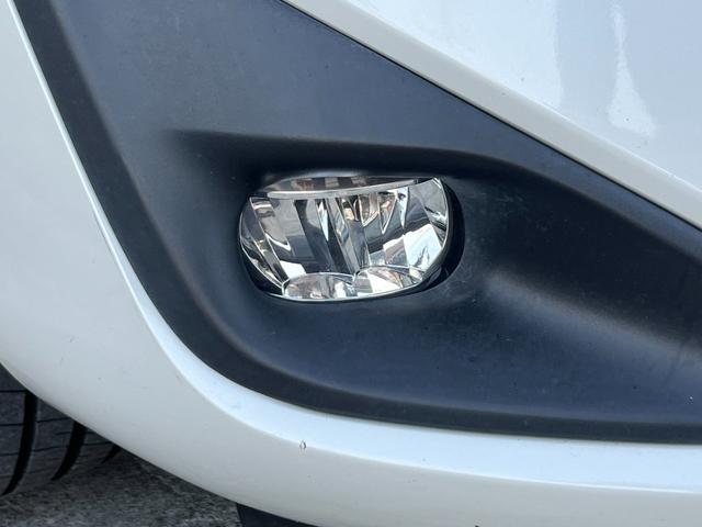 シエンタ ハイブリッド ファンベースGセーフティーエディション 純正9インチ大型ナビ パノラミックビューモニター 両側パワースライドドア コーナーセンサー LEDヘッドライト ドライブレコーダー シートヒーター ステアリングヒーター トヨタセーフティセンス ETC(42枚目)