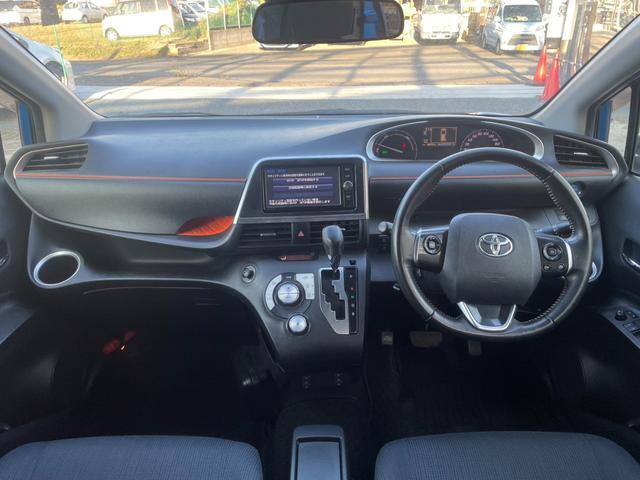 シエンタ ハイブリッドＧ　トヨタセーフティセンス　純正ナビ　Ｂカメラ　Ｂｌｕｅｔｏｏｔｈ　両側パワスラ　ビルトインＥＴＣ２．０　ステアリングリモコン　シートヒーター　オートライト　オートハイビーム　ＬＥＤヘッドライト（3枚目）