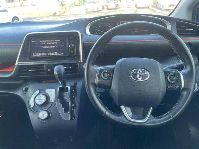 シエンタ ハイブリッドＧ　トヨタセーフティセンス　純正ナビ　Ｂカメラ　Ｂｌｕｅｔｏｏｔｈ　両側パワスラ　ビルトインＥＴＣ２．０　ステアリングリモコン　シートヒーター　オートライト　オートハイビーム　ＬＥＤヘッドライト（4枚目）