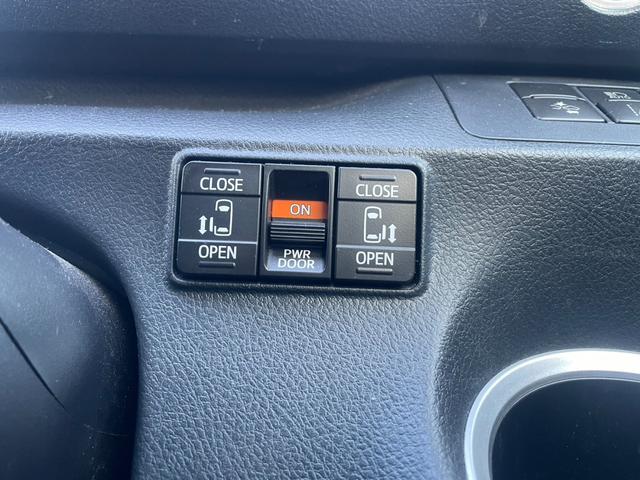 シエンタ ハイブリッドＧ　トヨタセーフティセンス　純正ナビ　Ｂカメラ　Ｂｌｕｅｔｏｏｔｈ　両側パワスラ　ビルトインＥＴＣ２．０　ステアリングリモコン　シートヒーター　オートライト　オートハイビーム　ＬＥＤヘッドライト（13枚目）