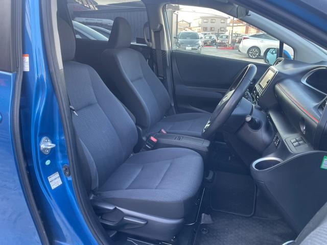 シエンタ ハイブリッドＧ　トヨタセーフティセンス　純正ナビ　Ｂカメラ　Ｂｌｕｅｔｏｏｔｈ　両側パワスラ　ビルトインＥＴＣ２．０　ステアリングリモコン　シートヒーター　オートライト　オートハイビーム　ＬＥＤヘッドライト（29枚目）