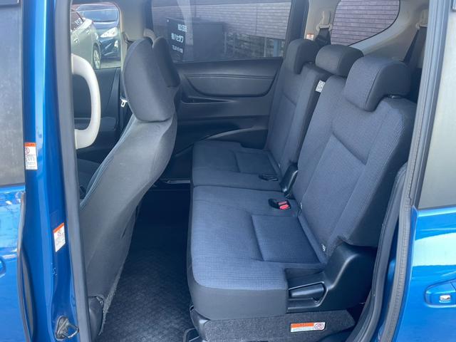 シエンタ ハイブリッドＧ　トヨタセーフティセンス　純正ナビ　Ｂカメラ　Ｂｌｕｅｔｏｏｔｈ　両側パワスラ　ビルトインＥＴＣ２．０　ステアリングリモコン　シートヒーター　オートライト　オートハイビーム　ＬＥＤヘッドライト（34枚目）