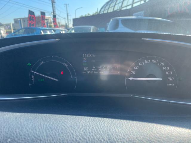 シエンタ ハイブリッドＧ　トヨタセーフティセンス　モデリスタエアロ　社外ナビ　Ｂカメラ　Ｂｌｕｅｔｏｏｔｈ　フルセグＴＶ　オートライト　オートハイビーム　ＬＥＤヘッドライト　両側パワスラ　ビルトインＥＴＣ　ドラレコ　社外ＡＷ（6枚目）