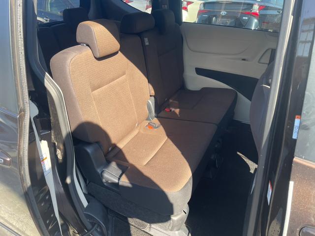 シエンタ ハイブリッドＧ　トヨタセーフティセンス　モデリスタエアロ　社外ナビ　Ｂカメラ　Ｂｌｕｅｔｏｏｔｈ　フルセグＴＶ　オートライト　オートハイビーム　ＬＥＤヘッドライト　両側パワスラ　ビルトインＥＴＣ　ドラレコ　社外ＡＷ（29枚目）