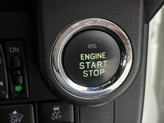 タンク カスタムＧ－Ｔ　モデリスタエアロ　純正９インチ大型ナビ　両側パワースライドドア　スマートアシスト　ＨＤＭＩ　フルセグ　ドライブレコーダー　バックカメラ　Ｂｌｕｅｔｏｏｔｈ　ＬＥＤヘッドライト　ＥＴＣ　ＣＤ・ＤＶＤ再生（14枚目）