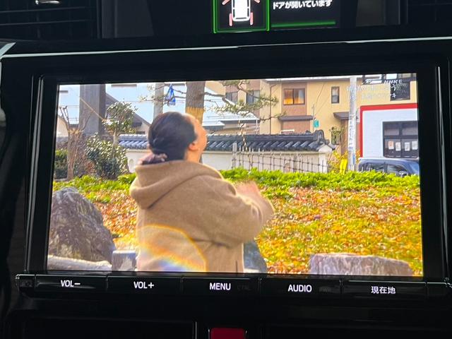 タンク カスタムＧ－Ｔ　モデリスタエアロ　純正９インチ大型ナビ　両側パワースライドドア　スマートアシスト　ＨＤＭＩ　フルセグ　ドライブレコーダー　バックカメラ　Ｂｌｕｅｔｏｏｔｈ　ＬＥＤヘッドライト　ＥＴＣ　ＣＤ・ＤＶＤ再生（21枚目）