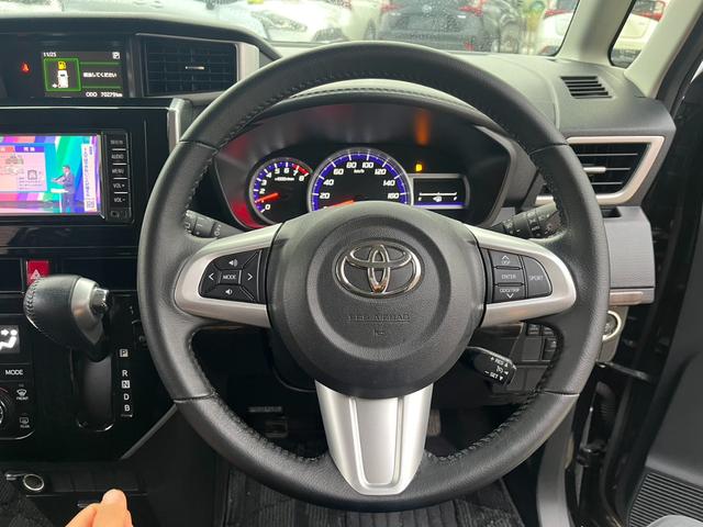 タンク カスタムＧ－Ｔ　純正ナビ　バックカメラ　両側パワースライドドア　Ｂｌｕｅｔｏｏｔｈ　クルーズコントロール　１５インチ純正ＡＷ　ＬＥＤヘッドライト　ＥＴＣ　スマートアシスト　レーンアシスト　フォグランプ　スマートキー（4枚目）