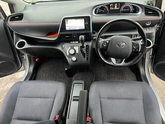 シエンタ ハイブリッドＸ　両側パワースライドドア　純正ナビ　トヨタセーフティセンス　左右シートヒーター　コーナーセンサー　ＤＶＤ再生　Ｂｌｕｅｔｏｏｔｈ　フルセグ　ＬＥＤヘッドライト　ＥＴＣ　オートハイビーム　スマートキー（3枚目）