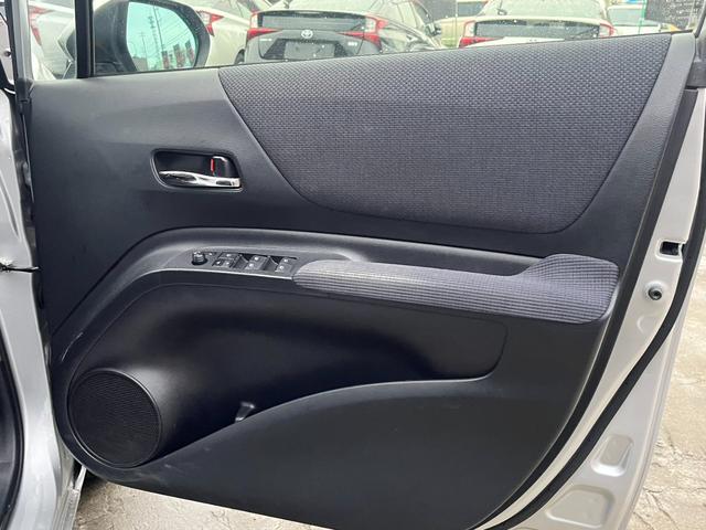 シエンタ ハイブリッドＸ　両側パワースライドドア　純正ナビ　トヨタセーフティセンス　左右シートヒーター　コーナーセンサー　ＤＶＤ再生　Ｂｌｕｅｔｏｏｔｈ　フルセグ　ＬＥＤヘッドライト　ＥＴＣ　オートハイビーム　スマートキー（24枚目）