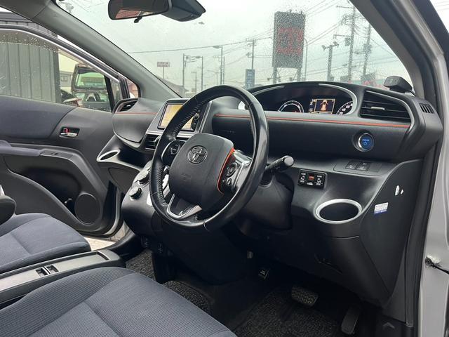 シエンタ ハイブリッドＸ　両側パワースライドドア　純正ナビ　トヨタセーフティセンス　左右シートヒーター　コーナーセンサー　ＤＶＤ再生　Ｂｌｕｅｔｏｏｔｈ　フルセグ　ＬＥＤヘッドライト　ＥＴＣ　オートハイビーム　スマートキー（25枚目）