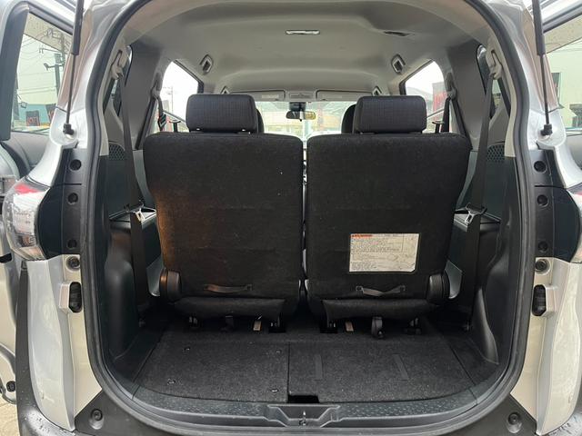 シエンタ ハイブリッドＸ　両側パワースライドドア　純正ナビ　トヨタセーフティセンス　左右シートヒーター　コーナーセンサー　ＤＶＤ再生　Ｂｌｕｅｔｏｏｔｈ　フルセグ　ＬＥＤヘッドライト　ＥＴＣ　オートハイビーム　スマートキー（31枚目）