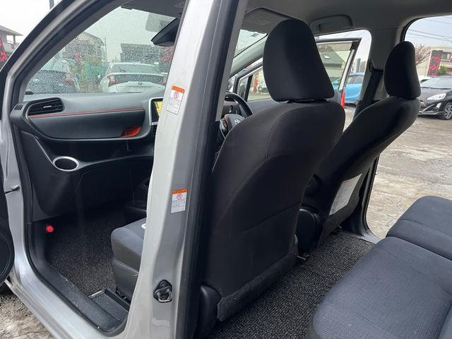 シエンタ ハイブリッドＸ　両側パワースライドドア　純正ナビ　トヨタセーフティセンス　左右シートヒーター　コーナーセンサー　ＤＶＤ再生　Ｂｌｕｅｔｏｏｔｈ　フルセグ　ＬＥＤヘッドライト　ＥＴＣ　オートハイビーム　スマートキー（36枚目）