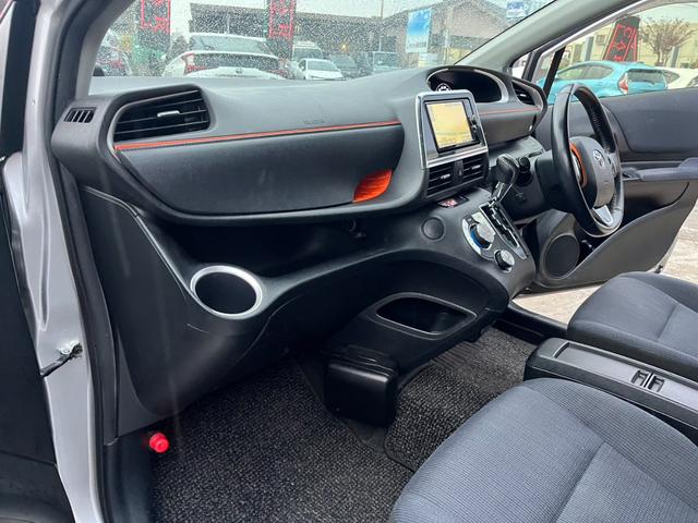 シエンタ ハイブリッドＸ　両側パワースライドドア　純正ナビ　トヨタセーフティセンス　左右シートヒーター　コーナーセンサー　ＤＶＤ再生　Ｂｌｕｅｔｏｏｔｈ　フルセグ　ＬＥＤヘッドライト　ＥＴＣ　オートハイビーム　スマートキー（39枚目）