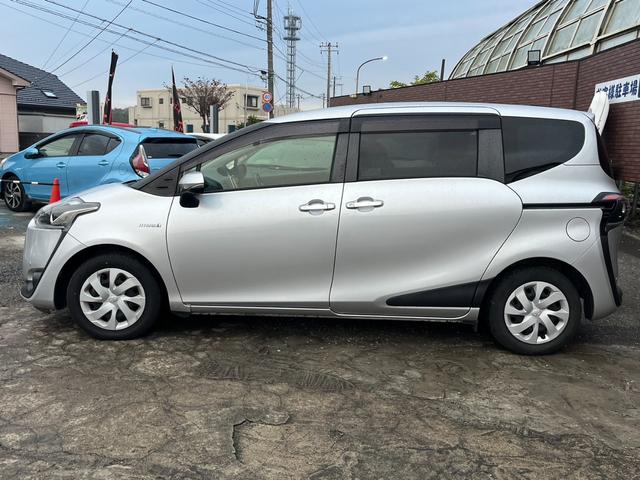 シエンタ ハイブリッドＸ　両側パワースライドドア　純正ナビ　トヨタセーフティセンス　左右シートヒーター　コーナーセンサー　ＤＶＤ再生　Ｂｌｕｅｔｏｏｔｈ　フルセグ　ＬＥＤヘッドライト　ＥＴＣ　オートハイビーム　スマートキー（51枚目）