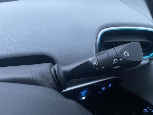 プリウス A TSS BSM HUD 純正ナビ Bカメラ ビルトインETC Bluetooth フルセグTV クリアランスソナー レーダークルーズコントロール オートライト LEDヘッドライト パーキングアシスト(13枚目)