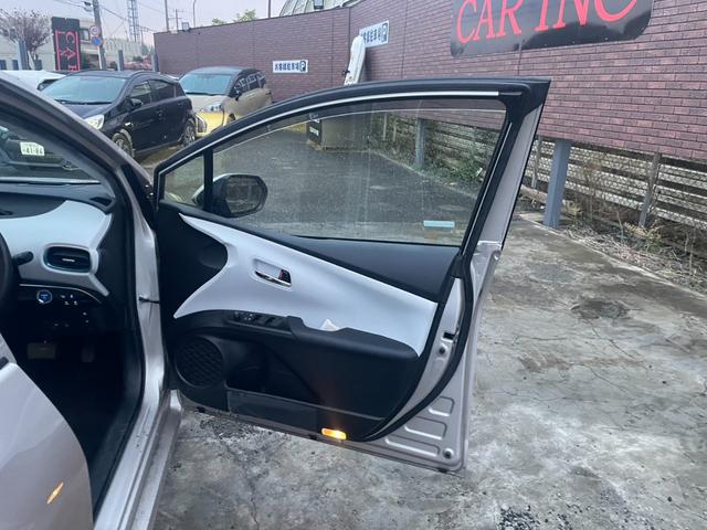 プリウス A TSS BSM HUD 純正ナビ Bカメラ ビルトインETC Bluetooth フルセグTV クリアランスソナー レーダークルーズコントロール オートライト LEDヘッドライト パーキングアシスト(24枚目)