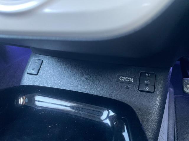 プリウス Ａツーリングセレクション　ＴＳＳ　モデリスタエアロ　ＨＵＤ　ＢＳＭ　純正ナビ　Ｂカメラ　ＥＴＣ　Ｂｌｕｅｔｏｏｔｈ　ＬＥＤヘッドライト　レザーシート　シートヒーター　クリアランスソナー　レーダークルーズコントロール（11枚目）