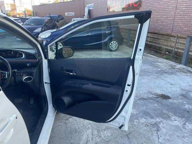 シエンタ ハイブリッドＧ　純正ナビ　全周囲カメラ　Ｂｌｕｅｔｏｏｔｈ　フルセグＴＶ　オートライト　オートハイビーム　クルーズコントロール　ドラレコ　両側パワースライドドア　スマートキー　プッシュスタート（24枚目）