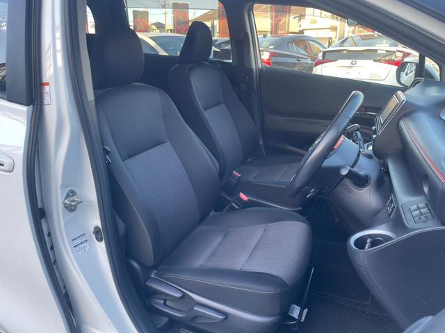 シエンタ ハイブリッドＧ　純正ナビ　全周囲カメラ　Ｂｌｕｅｔｏｏｔｈ　フルセグＴＶ　オートライト　オートハイビーム　クルーズコントロール　ドラレコ　両側パワースライドドア　スマートキー　プッシュスタート（27枚目）