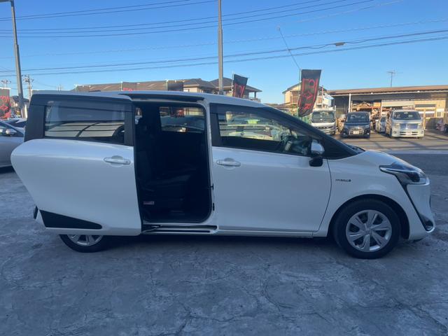 シエンタ ハイブリッドＧ　純正ナビ　全周囲カメラ　Ｂｌｕｅｔｏｏｔｈ　フルセグＴＶ　オートライト　オートハイビーム　クルーズコントロール　ドラレコ　両側パワースライドドア　スマートキー　プッシュスタート（40枚目）