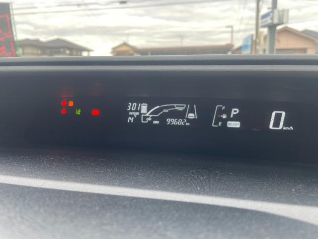 アクア Sスタイルブラック トヨタセーフティセンス 純正ナビ Bカメラ Bluetooth フルセグTV オートライト オートハイビーム ビルトインETC ステアリングリモコン スマートキー プッシュスタート ドライブレコーダー(5枚目)