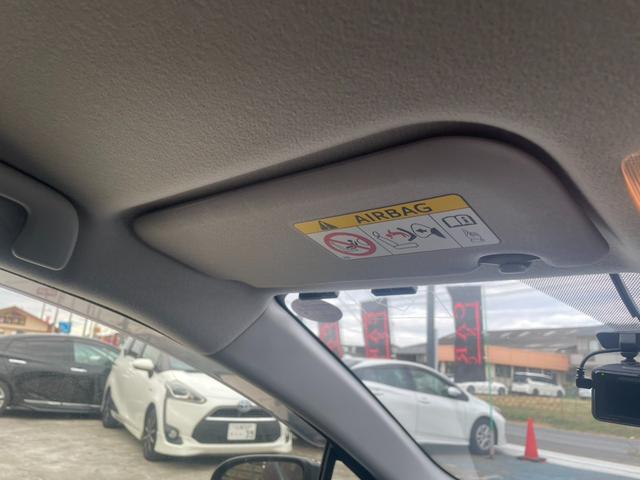 アクア Sスタイルブラック トヨタセーフティセンス 純正ナビ Bカメラ Bluetooth フルセグTV オートライト オートハイビーム ビルトインETC ステアリングリモコン スマートキー プッシュスタート ドライブレコーダー(16枚目)