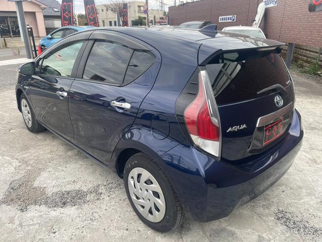 アクア Sスタイルブラック トヨタセーフティセンス 純正ナビ Bカメラ Bluetooth フルセグTV オートライト オートハイビーム ビルトインETC ステアリングリモコン スマートキー プッシュスタート ドライブレコーダー(41枚目)