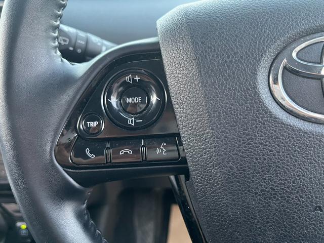 プリウス Sツーリングセレクション モデリスタエアロ 黒レザー パナソニックナビ シートヒーター 純正17インチAW トヨタセーフティセンス ドライブレコーダー LEDヘッドライト バックカメラ ETC オートハイビーム レーンアシスト(6枚目)