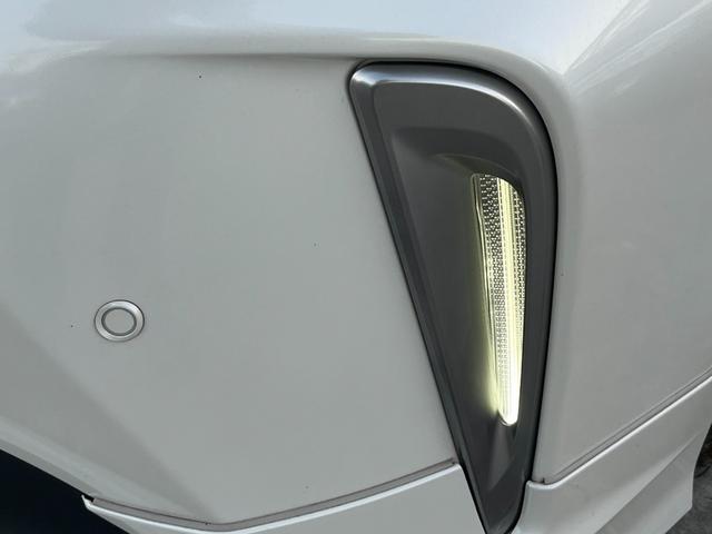 プリウス Sツーリングセレクション モデリスタエアロ 黒レザー パナソニックナビ シートヒーター 純正17インチAW トヨタセーフティセンス ドライブレコーダー LEDヘッドライト バックカメラ ETC オートハイビーム レーンアシスト(44枚目)