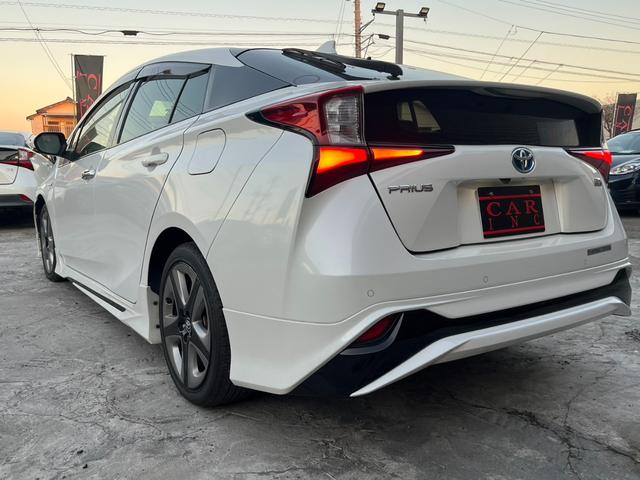 プリウス Sツーリングセレクション モデリスタエアロ 黒レザー パナソニックナビ シートヒーター 純正17インチAW トヨタセーフティセンス ドライブレコーダー LEDヘッドライト バックカメラ ETC オートハイビーム レーンアシスト(54枚目)